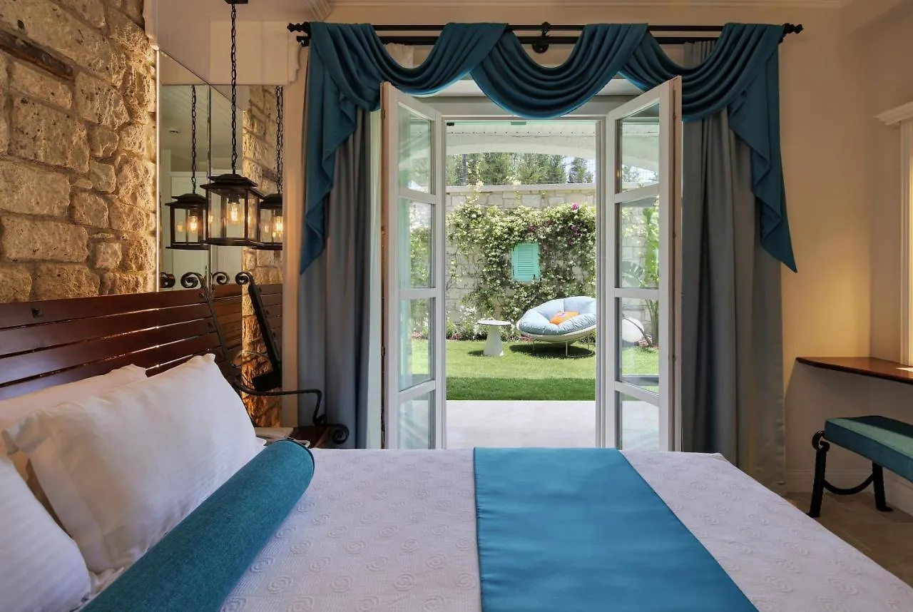 Monreve Alaçatı Hotel